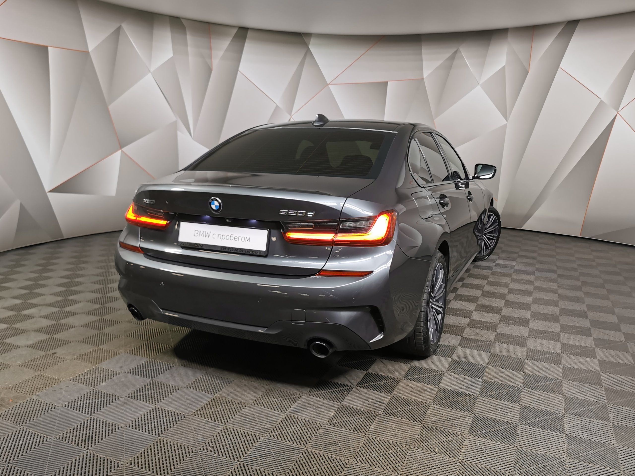 ��� 320 I M SPORT