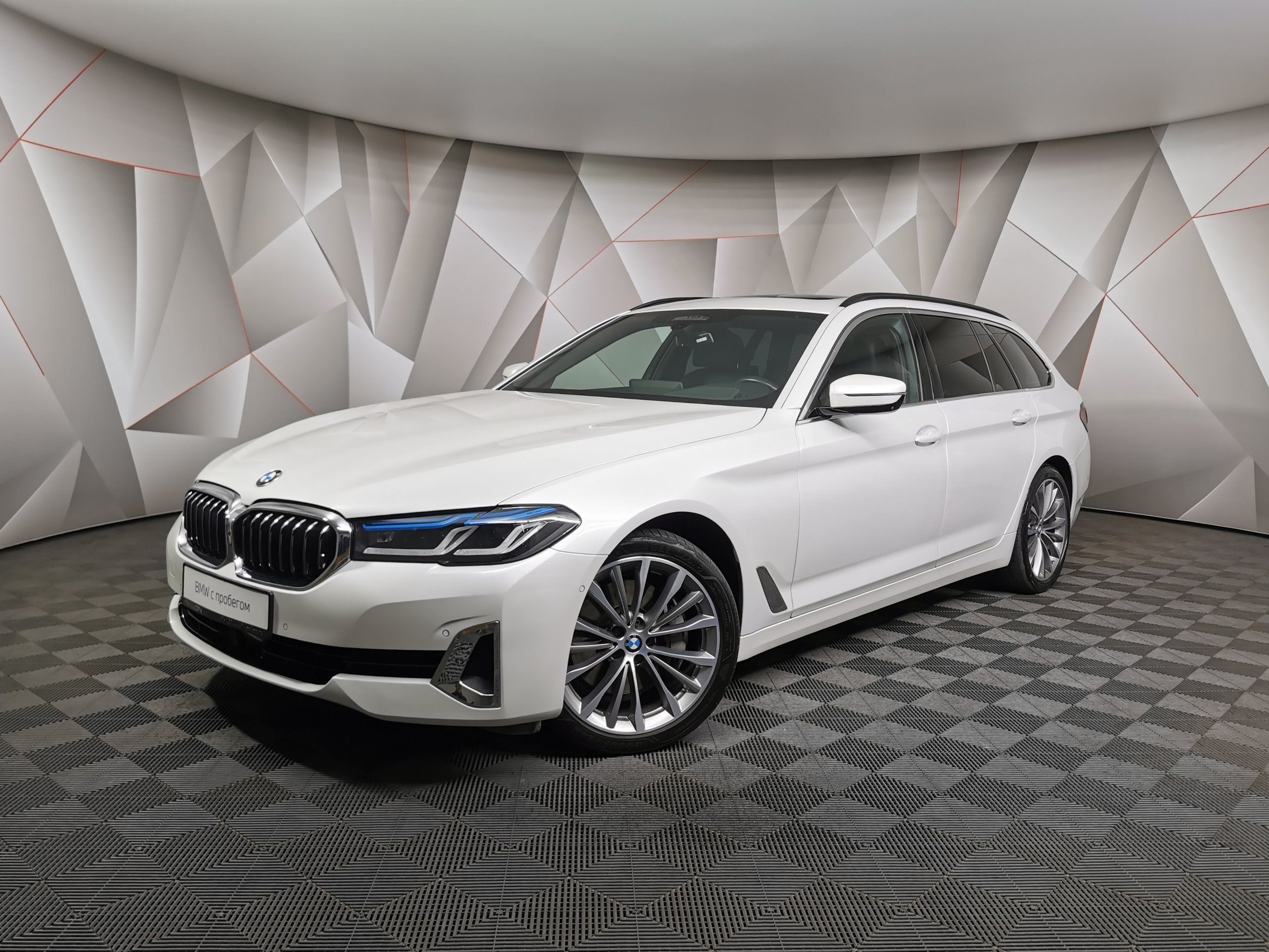 Продали BMW Белый WBA71BM060CH27207 - Официальный дилер BMW | Авилон