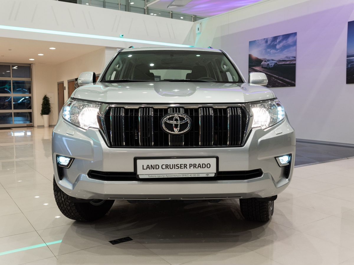 Toyota Land Cruiser Prado продан