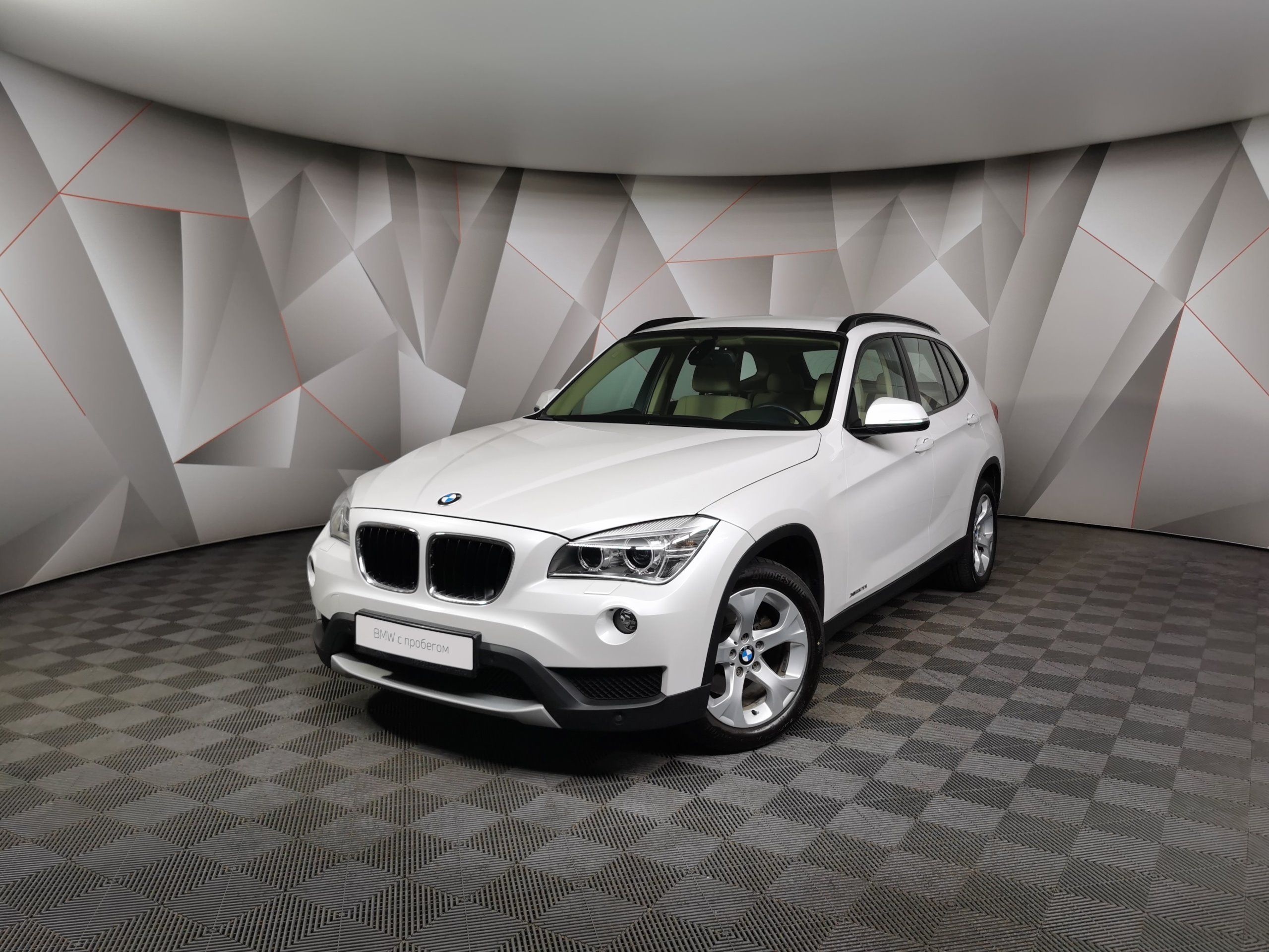 Продали BMW X1 xDrive20i Белый Минерал X4XVM99490VY79623 - Официальный  дилер BMW | Авилон