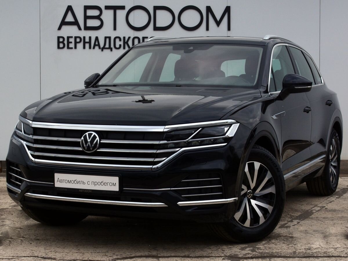 Volkswagen Touareg 2021 года с пробегом в наличии, цена 6290000 руб, Полный  привод, VIN WVGZZZCR*ND****85