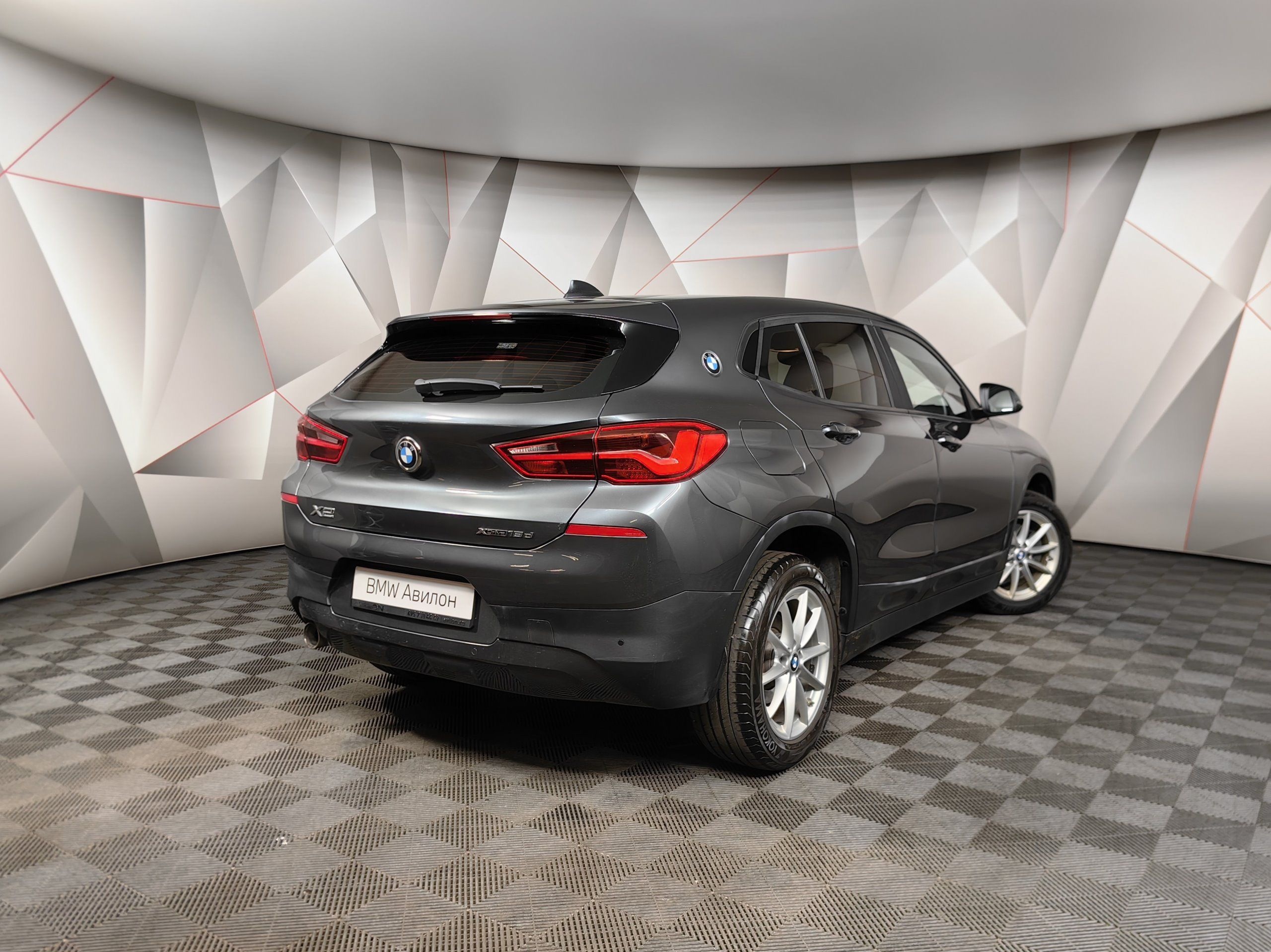 Б/У BMW X2 xDrive18d Advantage Серый Минерал купить в Москве - Официальный  дилер BMW | Авилон