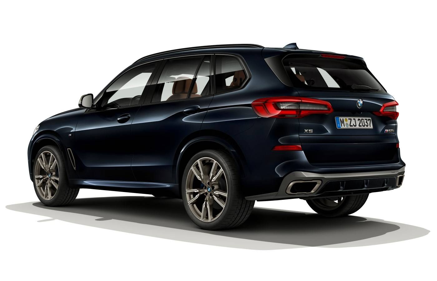 BMW создала предельно мощные модели кроссоверов X5 и X7 | Авто-Авангард -  официальный дилер BMW в Москве