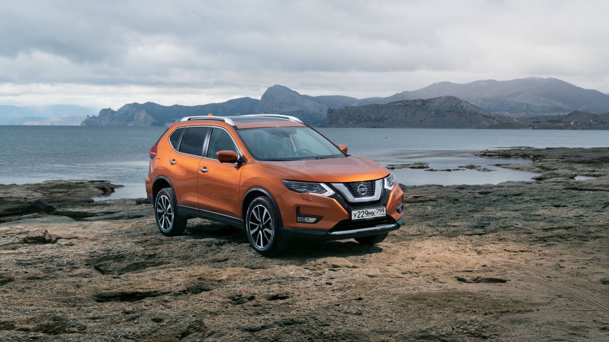 Автомобиль года в России модель Nissan X-Trail