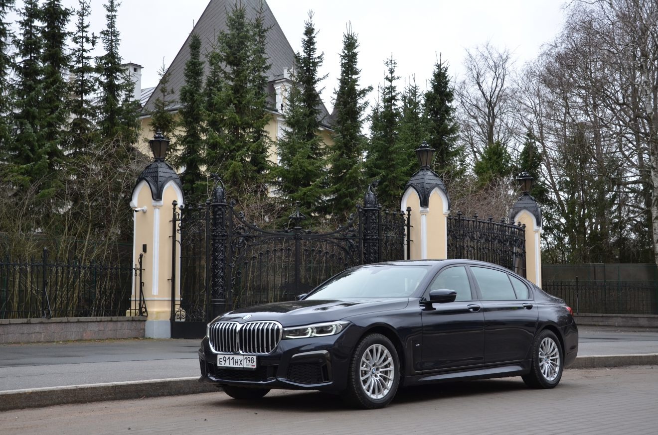 Тест BMW 7-й серии. Самый противоречивый баварский седан | BMW Евросиб