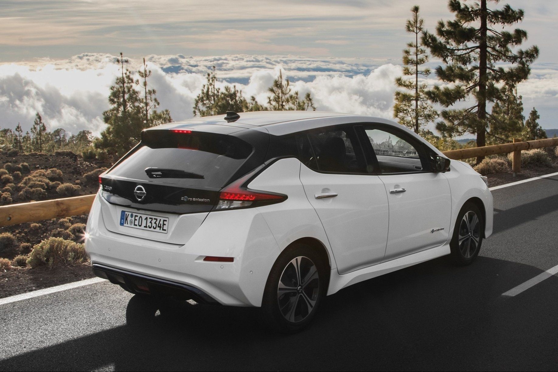 NISSAN LEAF – самый продаваемый автомобиль в Норвегии