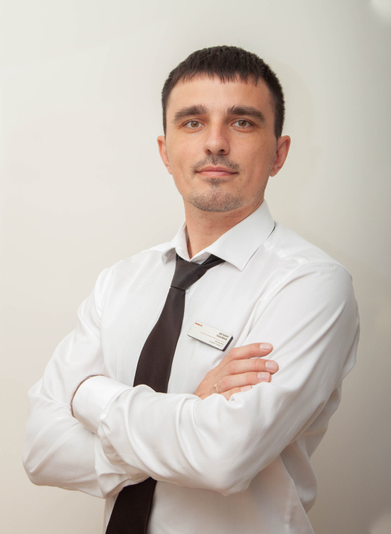 Пахомов Евгений