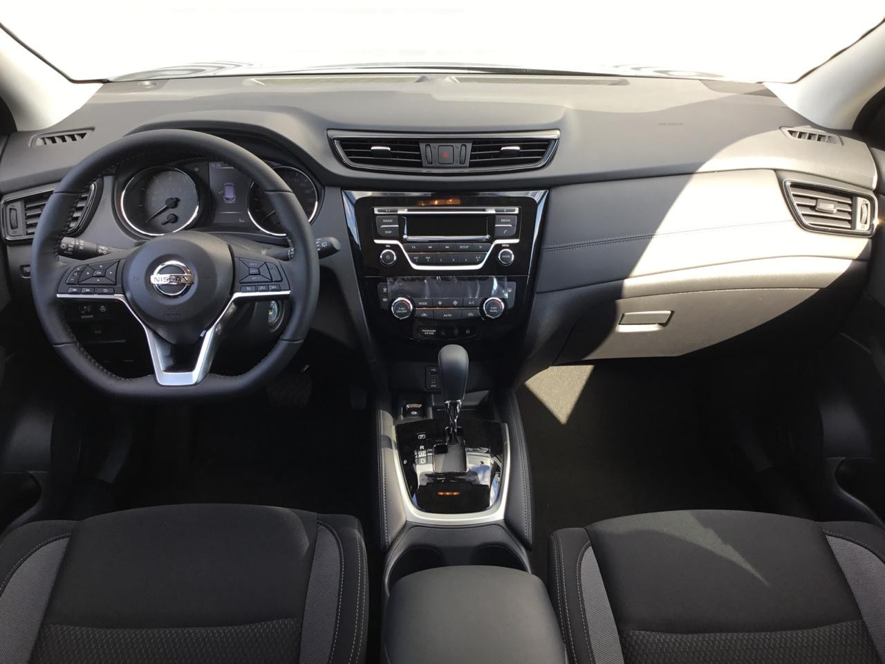 Nissan Qashqai 2020 se салон