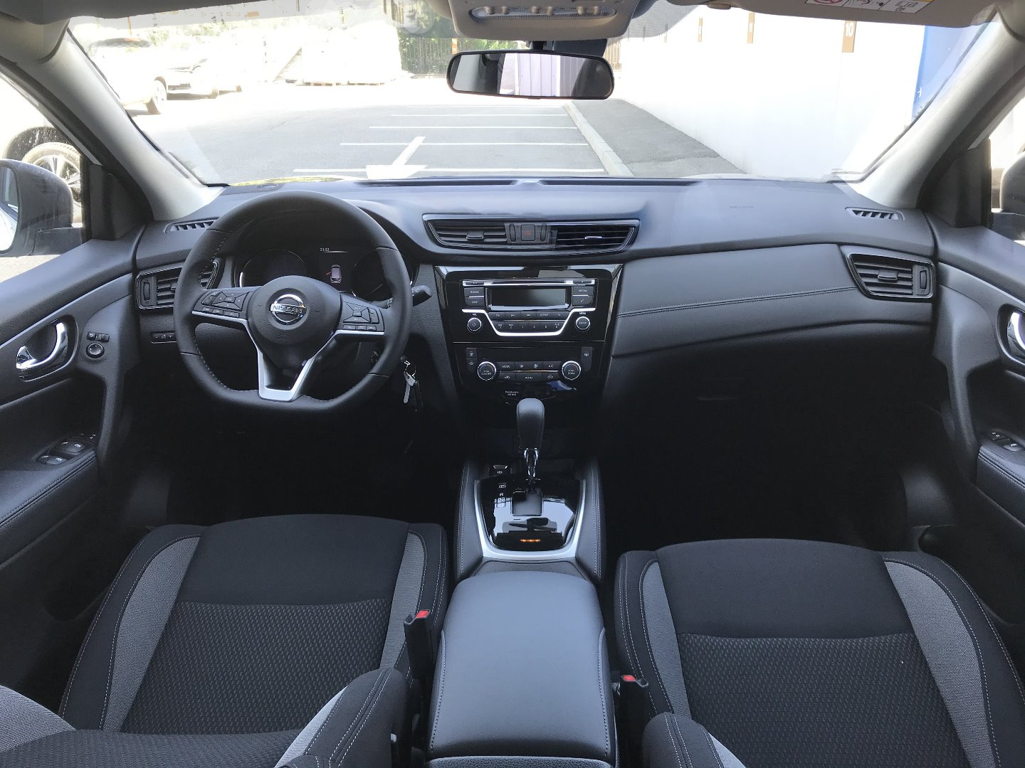 Nissan Qashqai 2020 se салон
