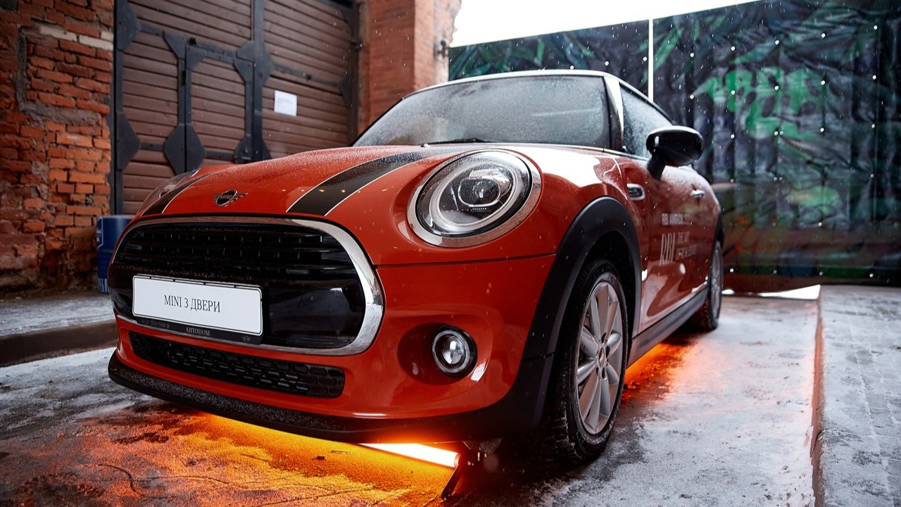 MINI АВТОDОМ Санкт-Петербург – официальный партнер RBI X BUSINESS