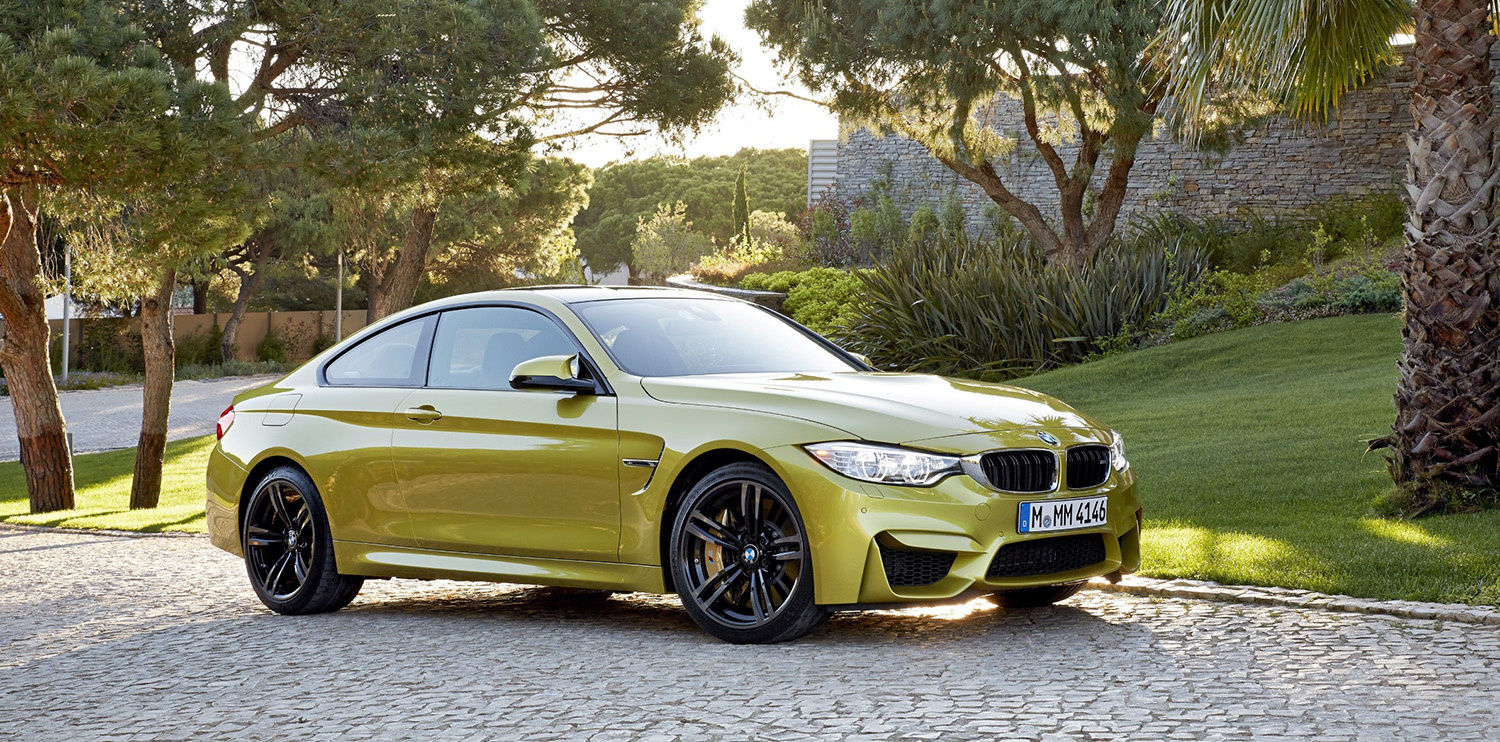 BMW M4        BMW  