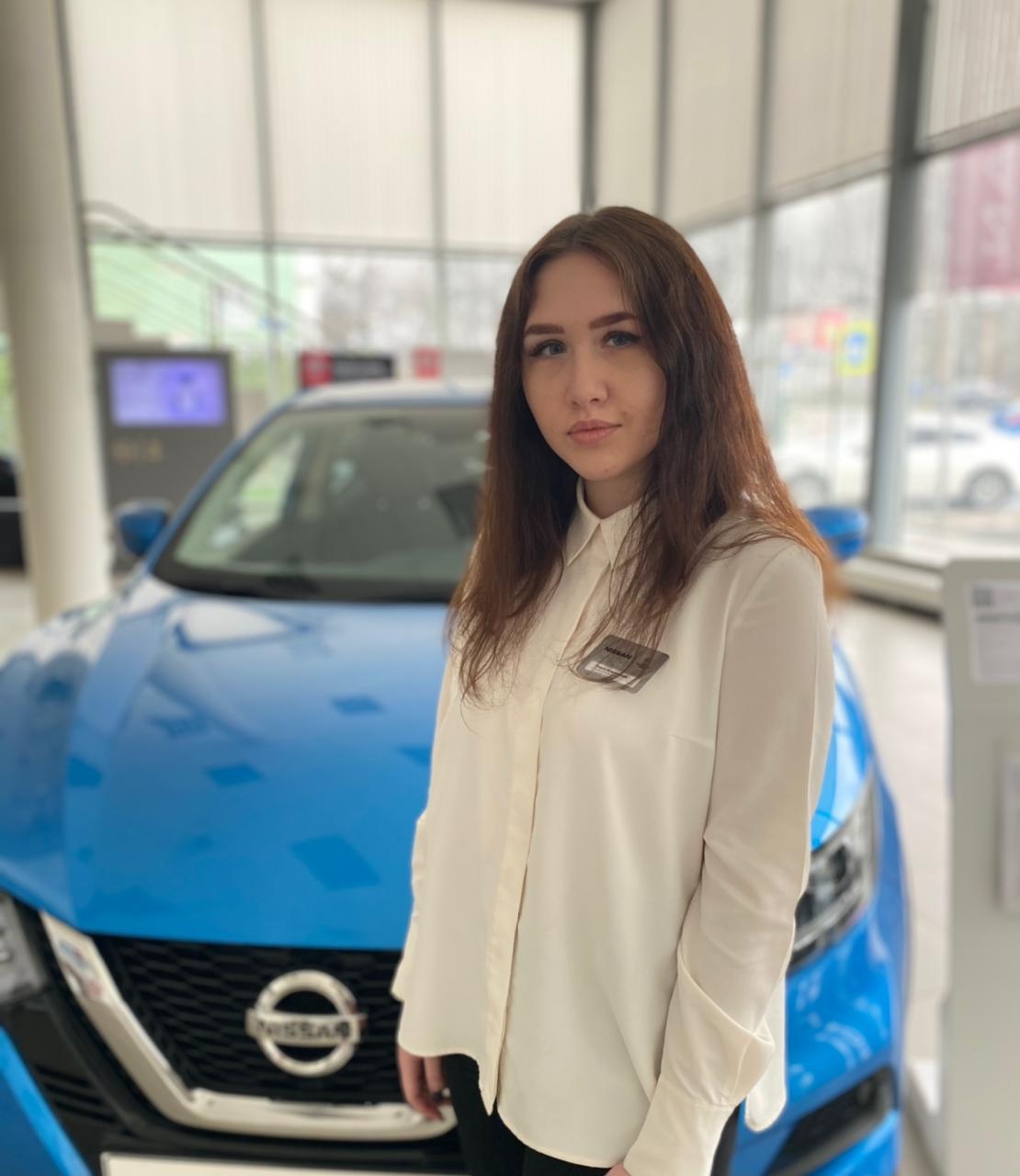 ОЛЕСЯ КУЗЬМИЧЕВА