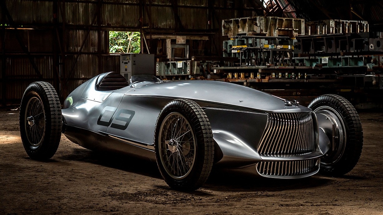 INFINITI PROTOTYPE 9