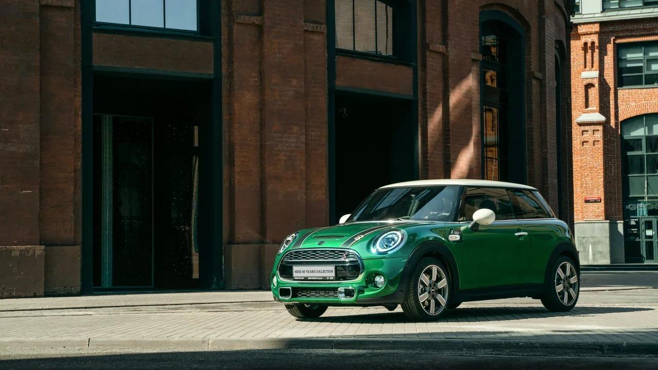 MINI Сooper цвета. Обзор цветовой гаммы автомобилей Мини