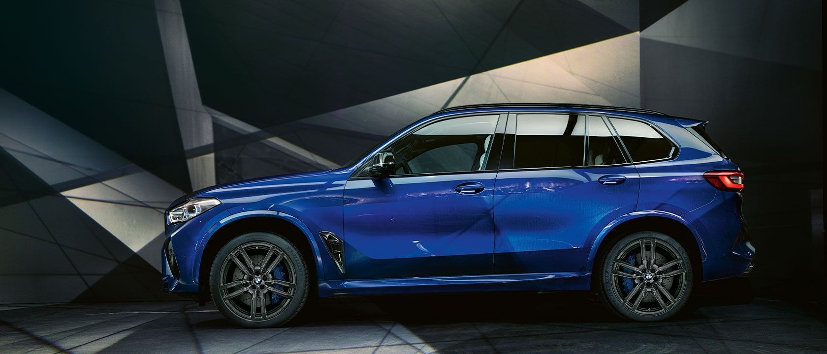 Зимние колеса для BMW X5M и BMW X6M (F95/F96) в комплекте у дилера АВТОДОМ  в Москве и СПб