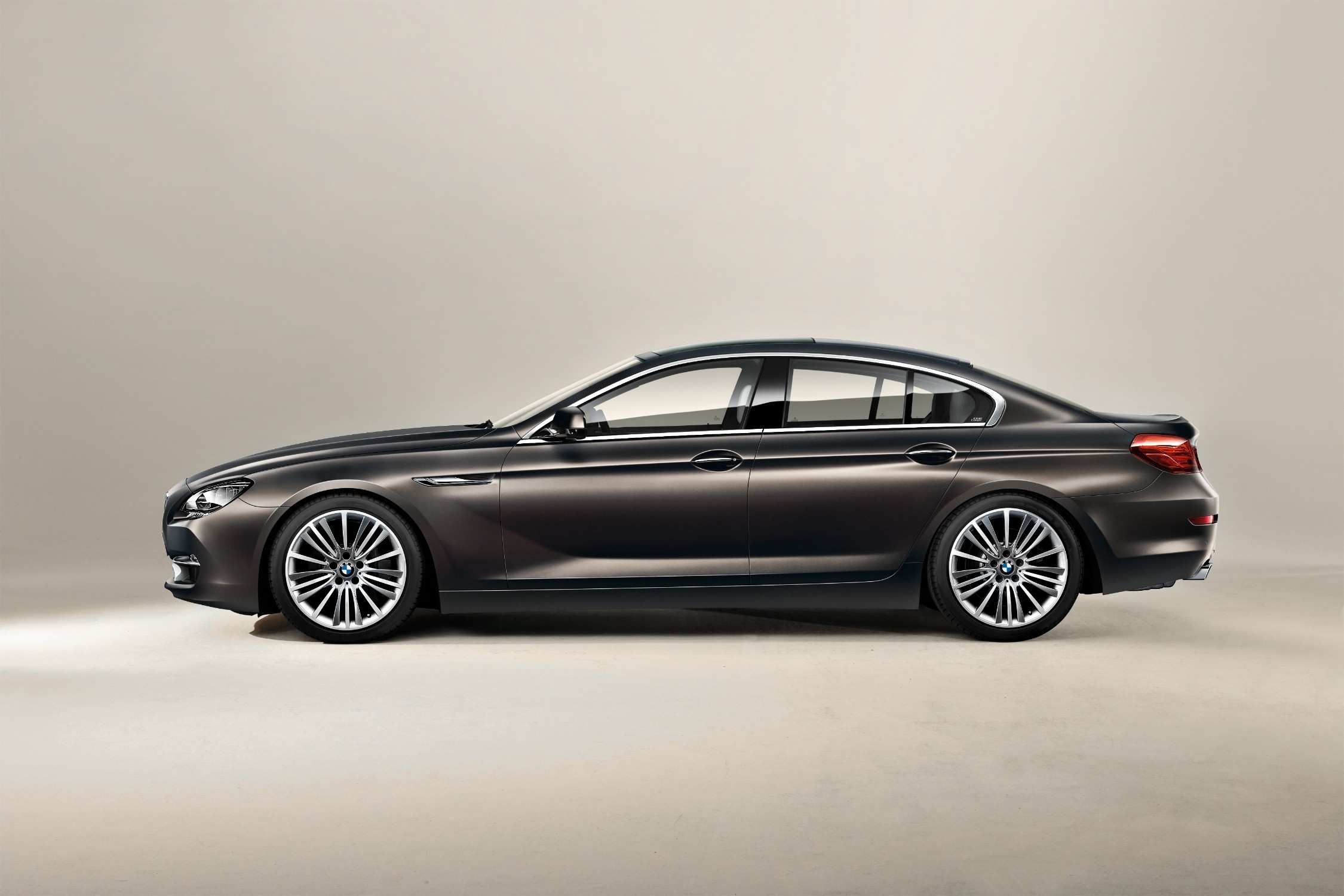 BMW 6 series gran coupe - цена, характеристики и фото, описание модели авто