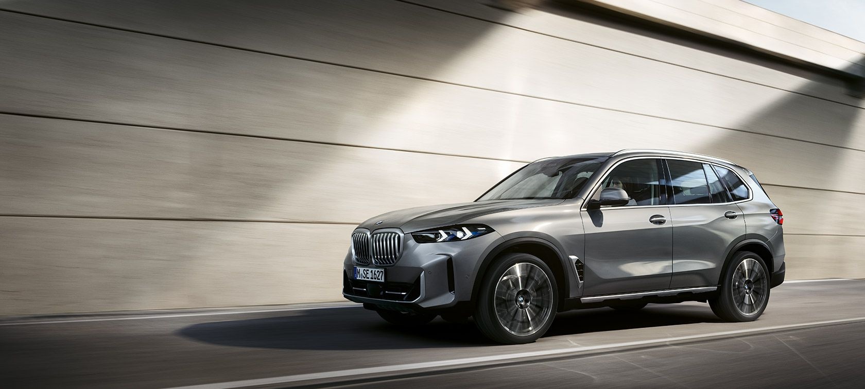  BMW X5 2023  G05       5    