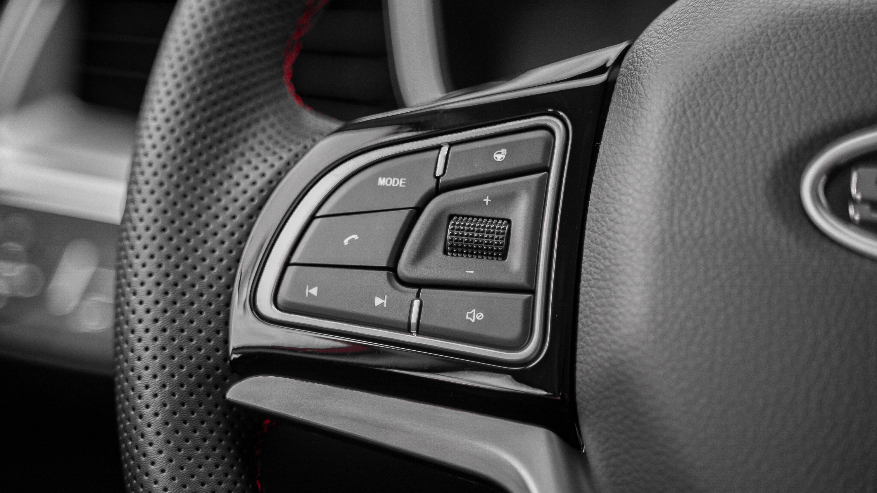 Многофункциональный руль SWM G01 (СВМ Г01)