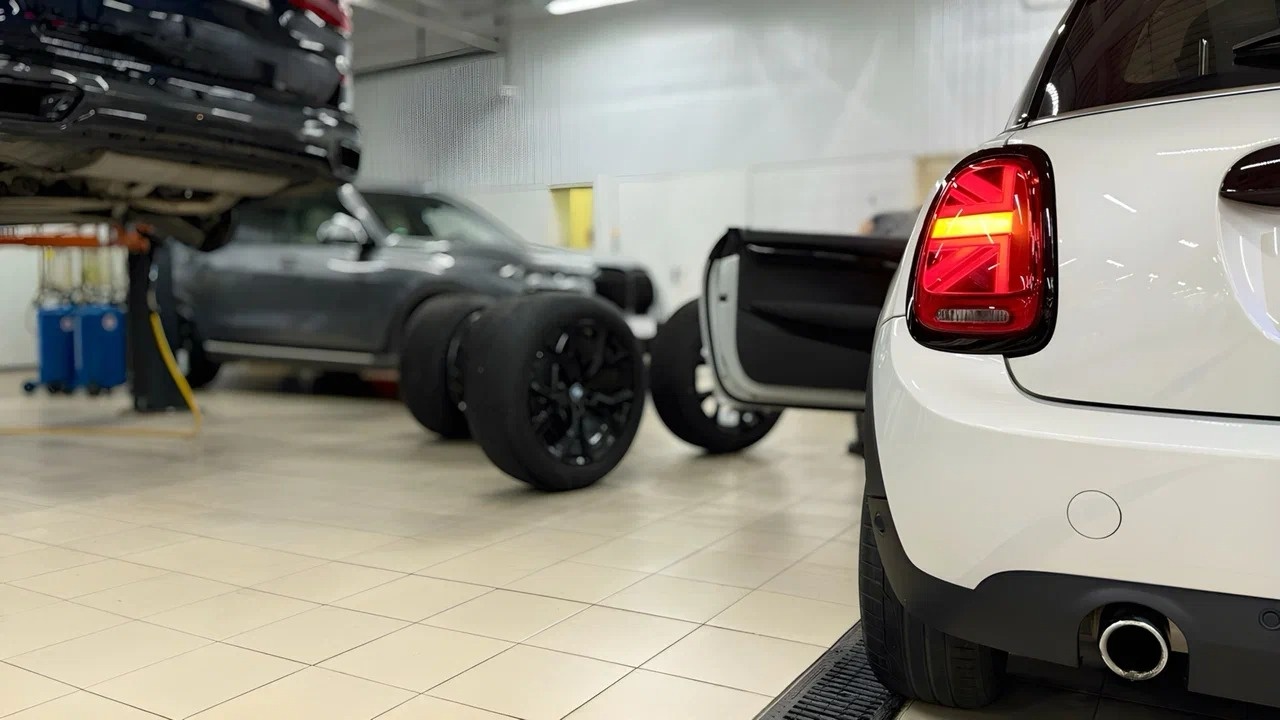 мини купер установка зимних шин