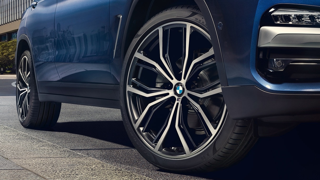 Оригинальные колеса и шины BMW – купить в Санкт-Петербурге