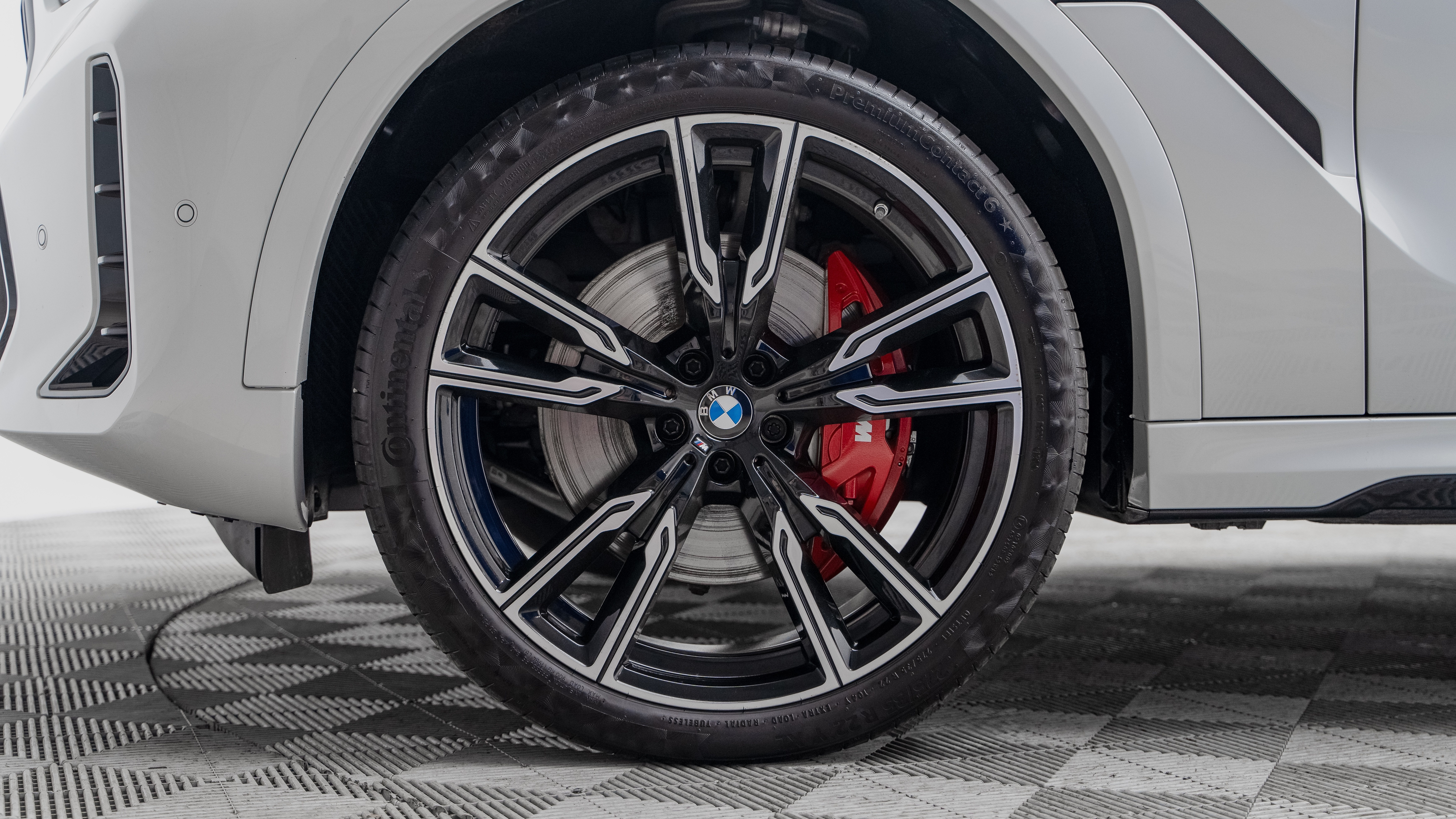 Замена тормозной жидкости BMW